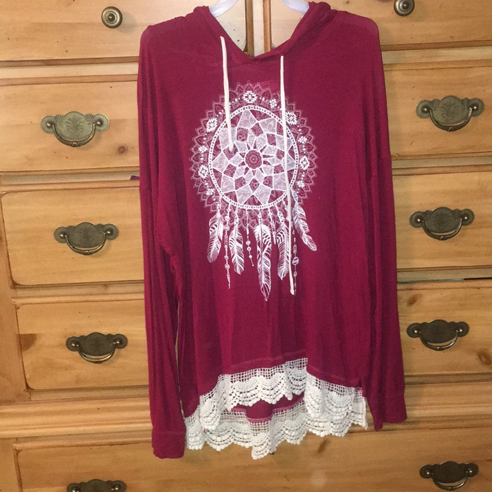 Dream catcher hooded graphic tee